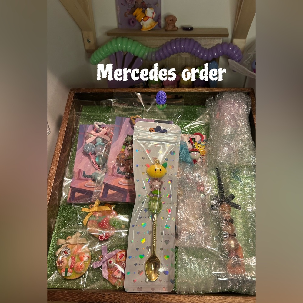 Cute orders from our loves 🐝🥰